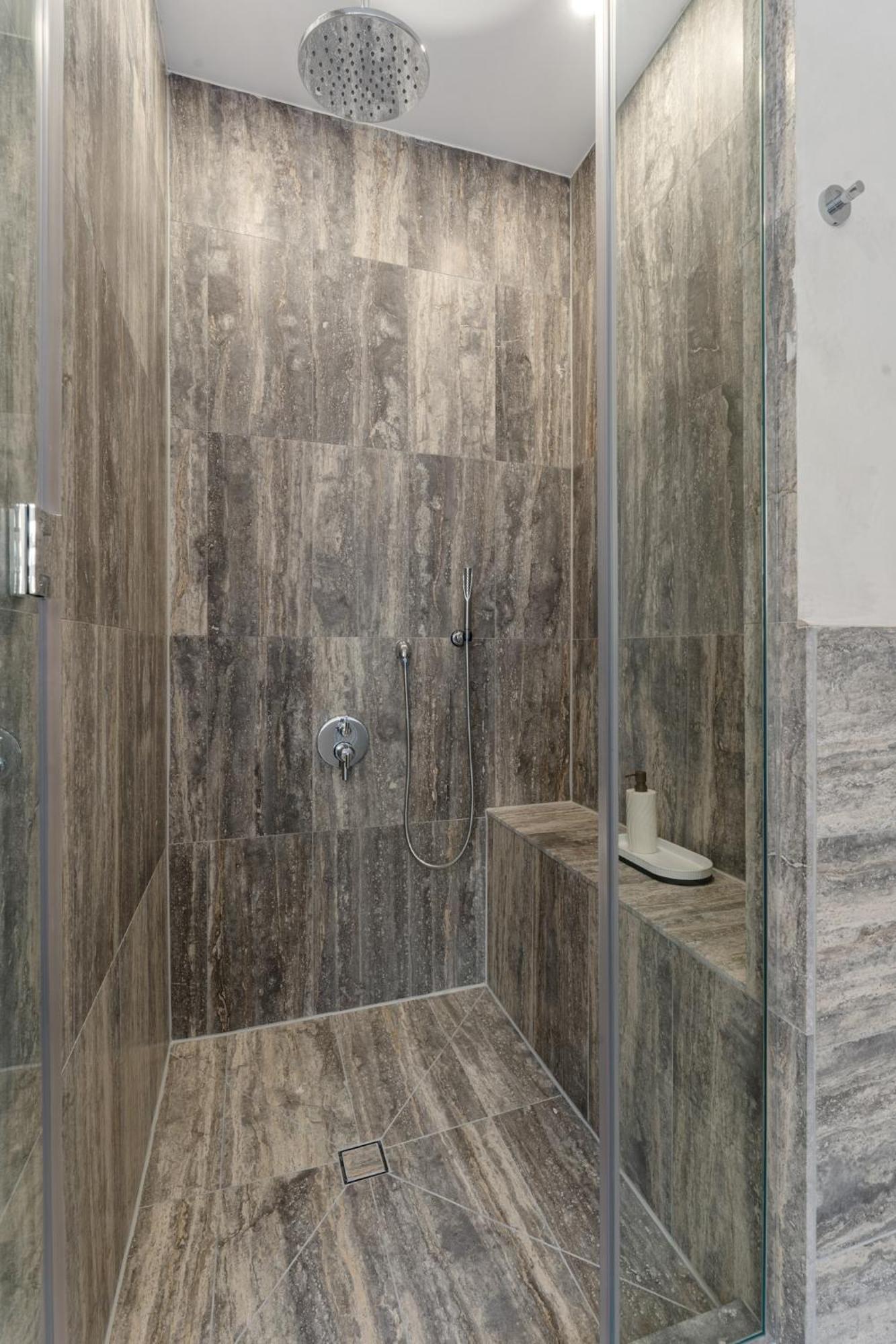 Luxurious Harlem With Modern Amenities, Outdoor Patio! Appartamento